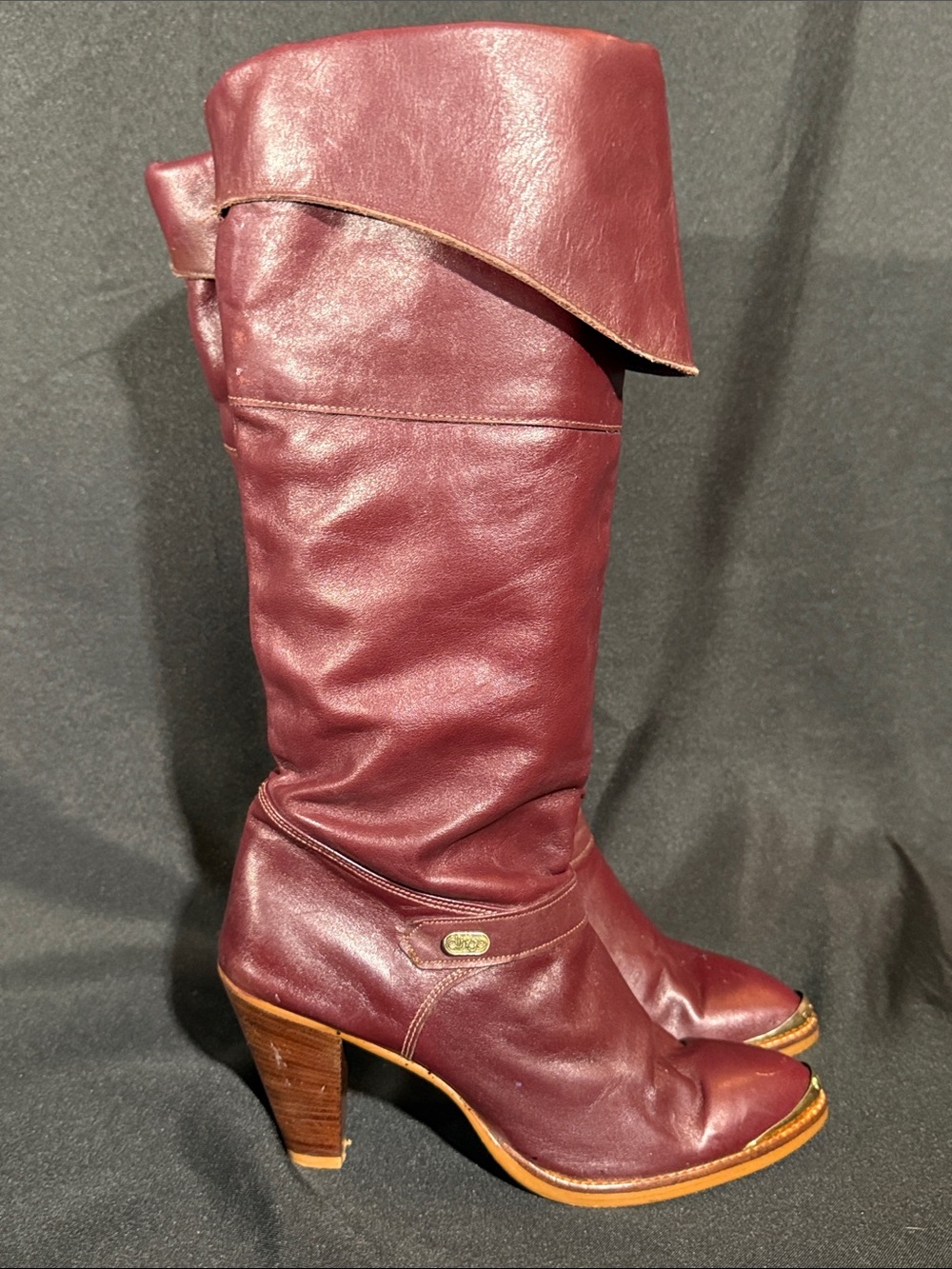 dingo Burgundy Fold-Over Over-the-Knee Leather Boots with Wooden Heel - Picture 2 of 8